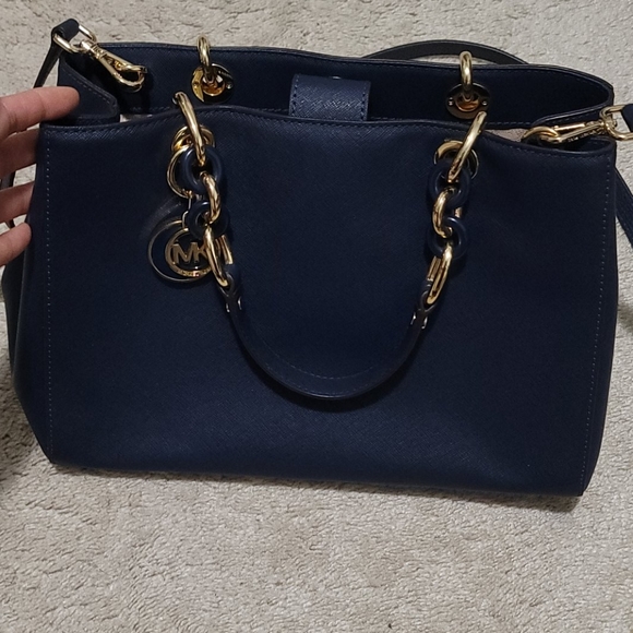 Michael Kors Handbags - Mk purse